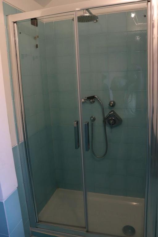 Appartement Dans Un Terrain De Golf, 5 Min De La Mer En Voiture, Parking Gratuit Коголето Екстериор снимка